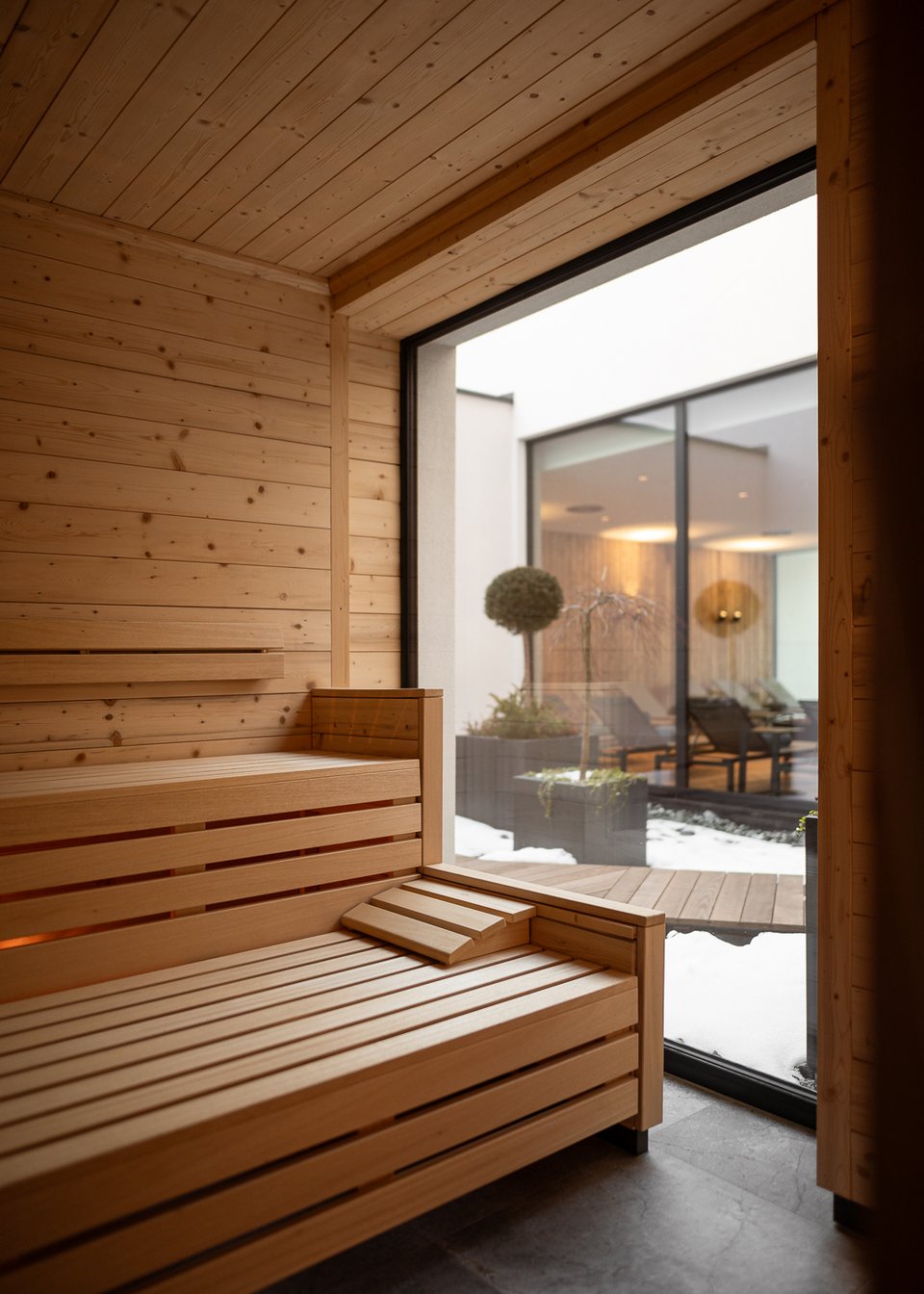 The Gentle One - Sauna with 60 degrees Celsius The Gentle One - Sauna with 60 degrees Celsius