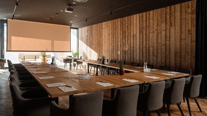 Modern meeting room with U-shaped seating in Fieberbrunn Modern meeting room with U-shaped seating in Fieberbrunn