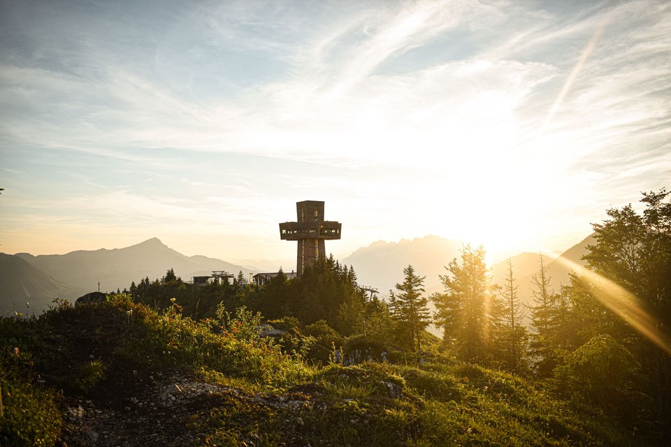 Jakobskreuz bei Sonnenaufgang Jakobskreuz bei Sonnenaufgang